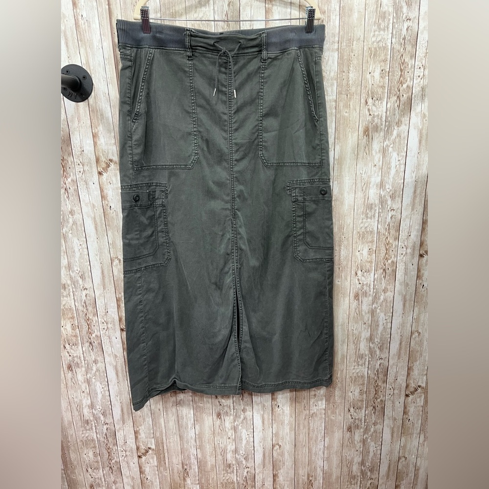 American Eagle Outfitters Olive Maxi Skirt